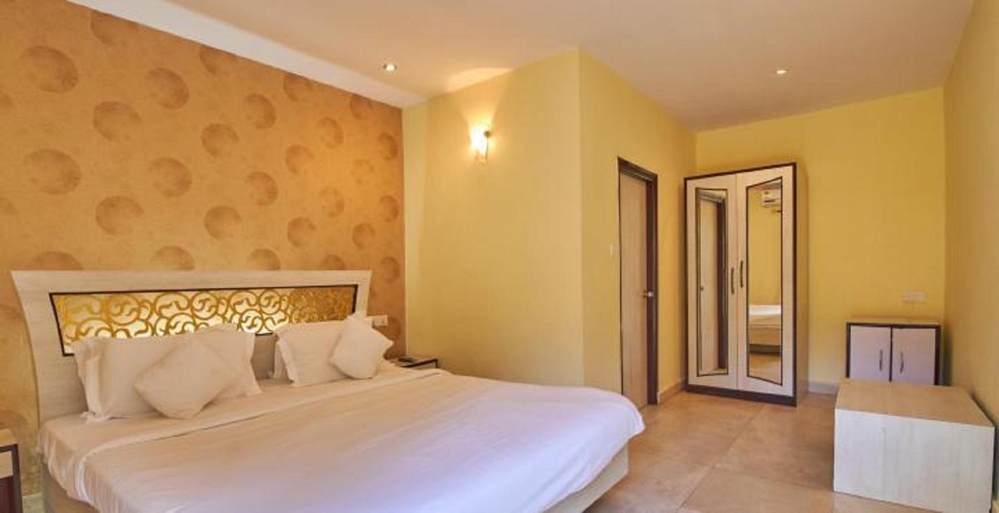 Rococco Ashvem Hotel Мандрем Екстериор снимка