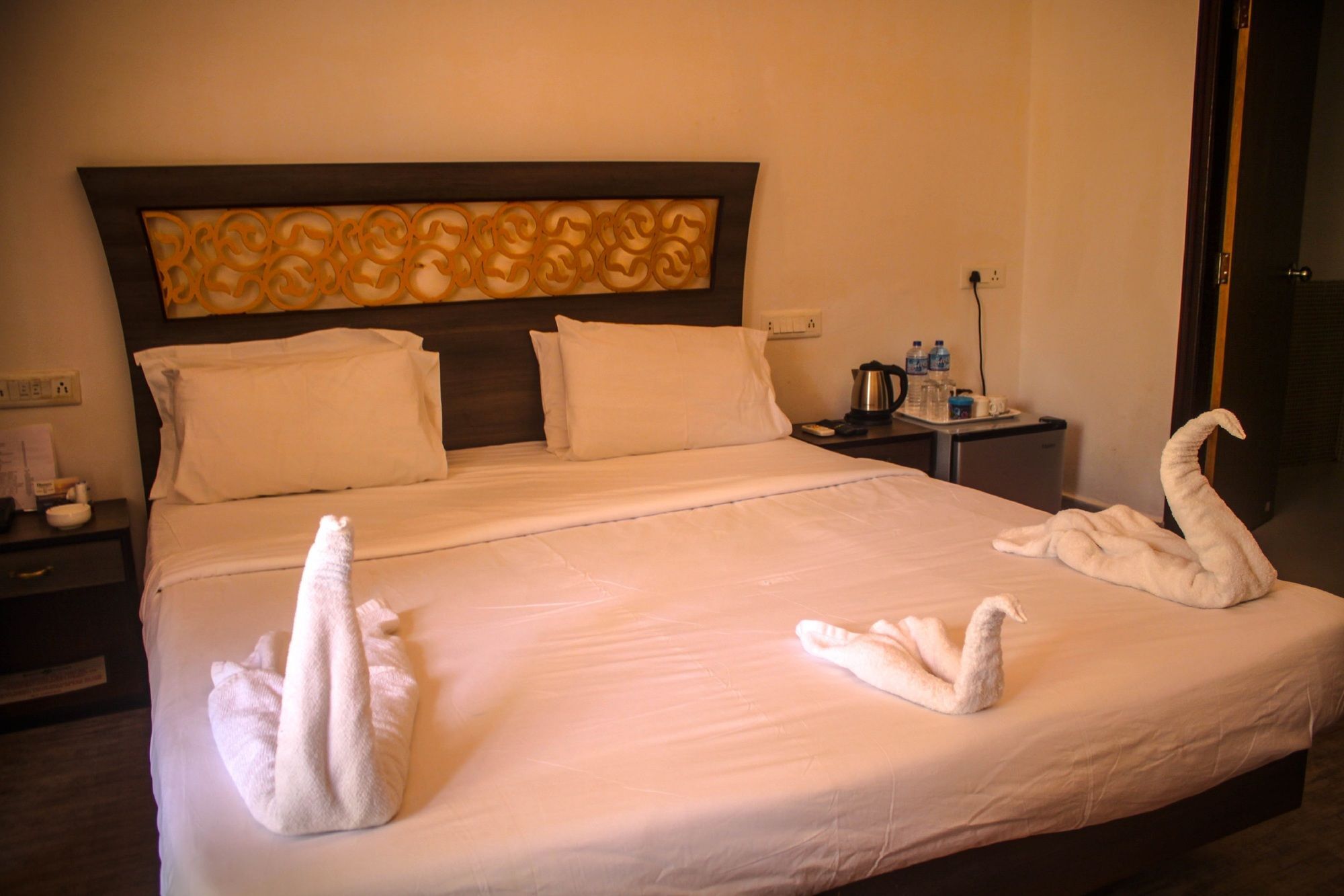 Rococco Ashvem Hotel Мандрем Екстериор снимка