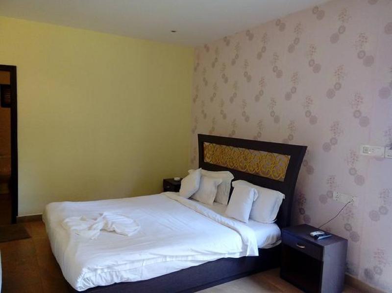 Rococco Ashvem Hotel Мандрем Екстериор снимка